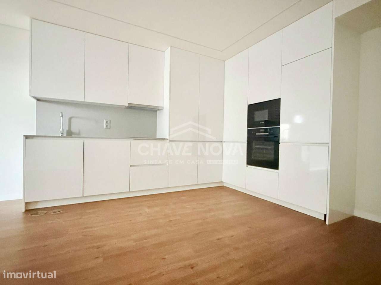 Apartamento 2+1 Piso 5 poente com lugar de garagem 2 carros-2