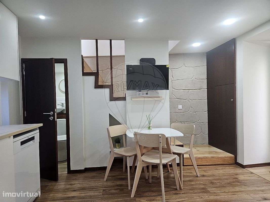 Moradia T1 para venda - Grande imagem: 2/15