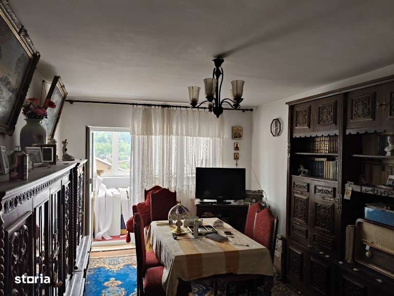 Apartament 3 camere de vanzare in Busteni, cartier Silva - comision 0%-1