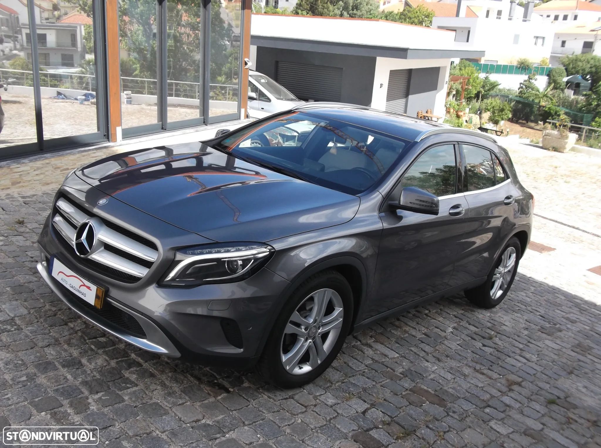 Mercedes-Benz GLA 200 CDi Aut. - 1