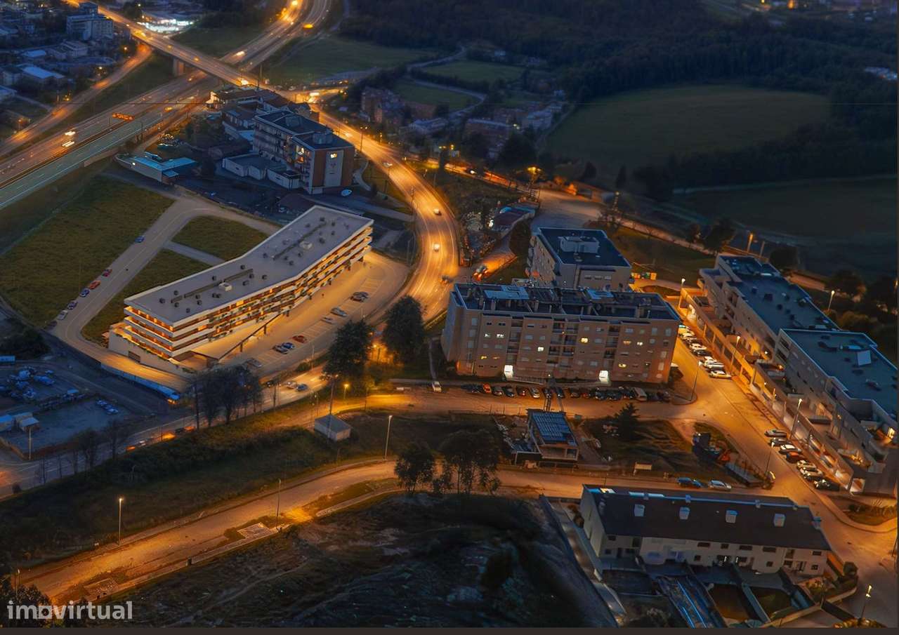 Apartamento T-2 Edifício Campo do Ouro Penafiel - Grande imagem: 2/17