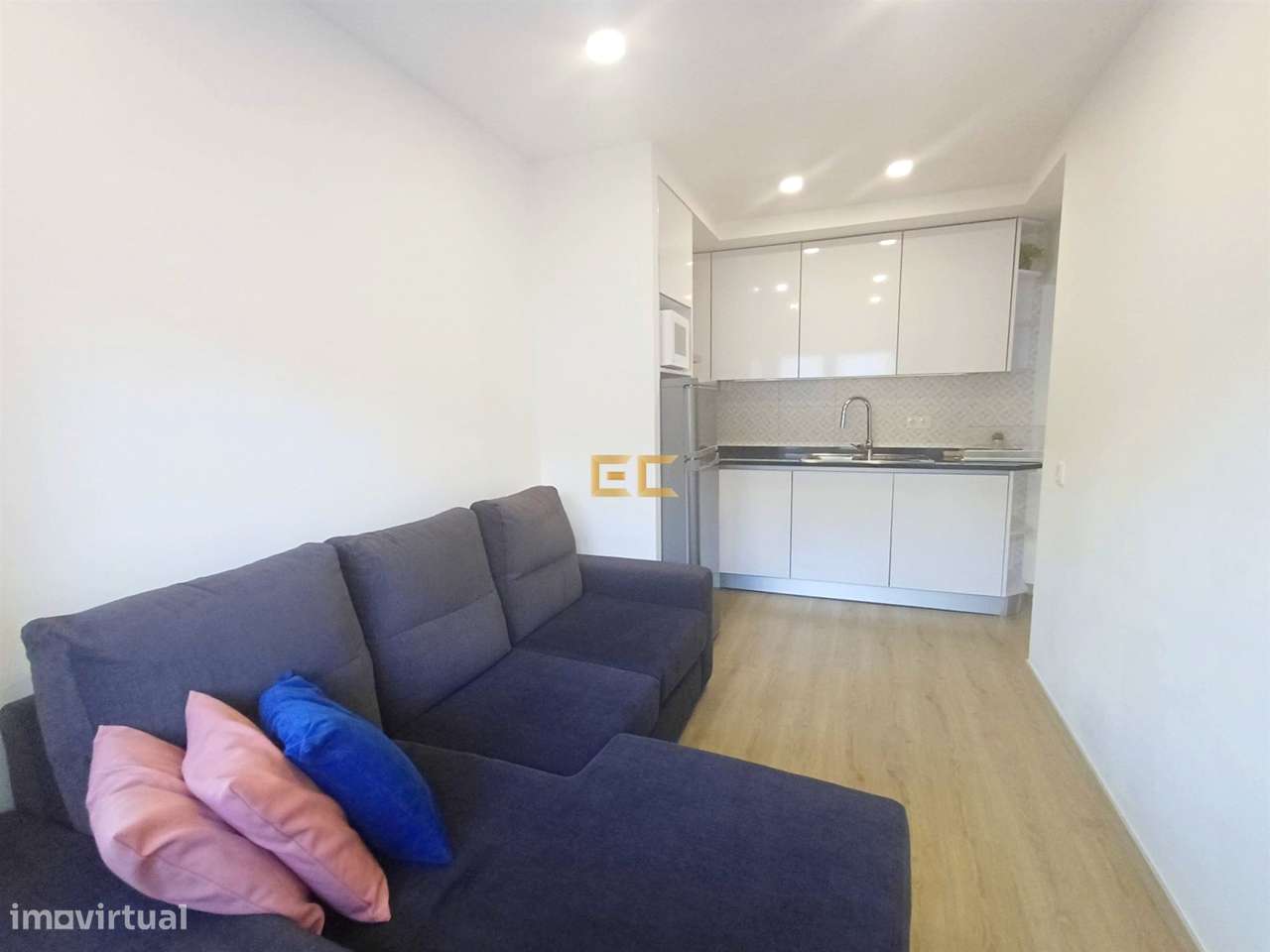 Apartamento T0, para venda, na Figueira da Foz!-7