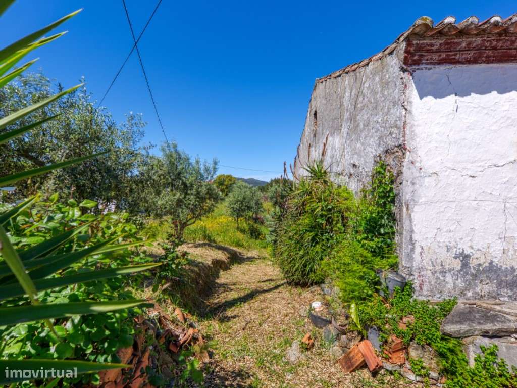 QUINTA COM MORADIA T2 EM DEGOLADOS - CARVOEIRO DE MAÇÃO-6