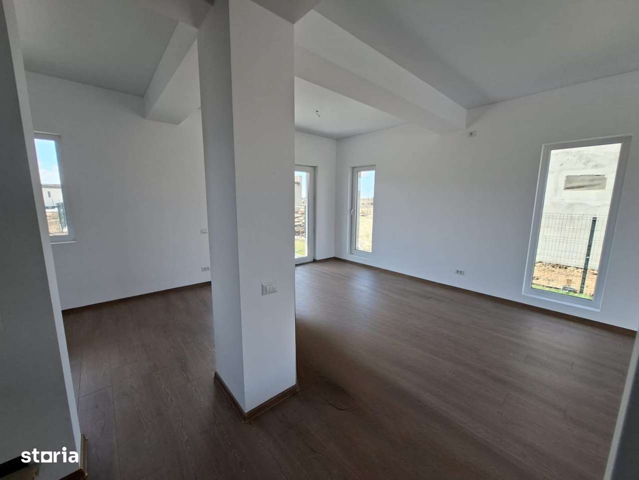 Casa P+1 Etaj /4 camere /50 m Bd.1 MAI/Com.Berceni/Comision 0% - Imagine principală: 5/12