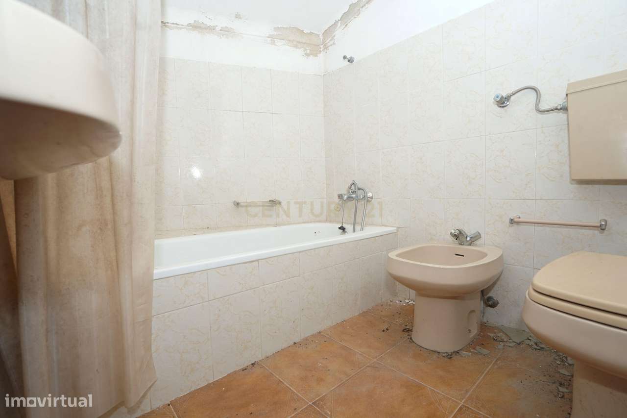 Moradia T2 - Alvares, Góis - Grande imagem: 5/8