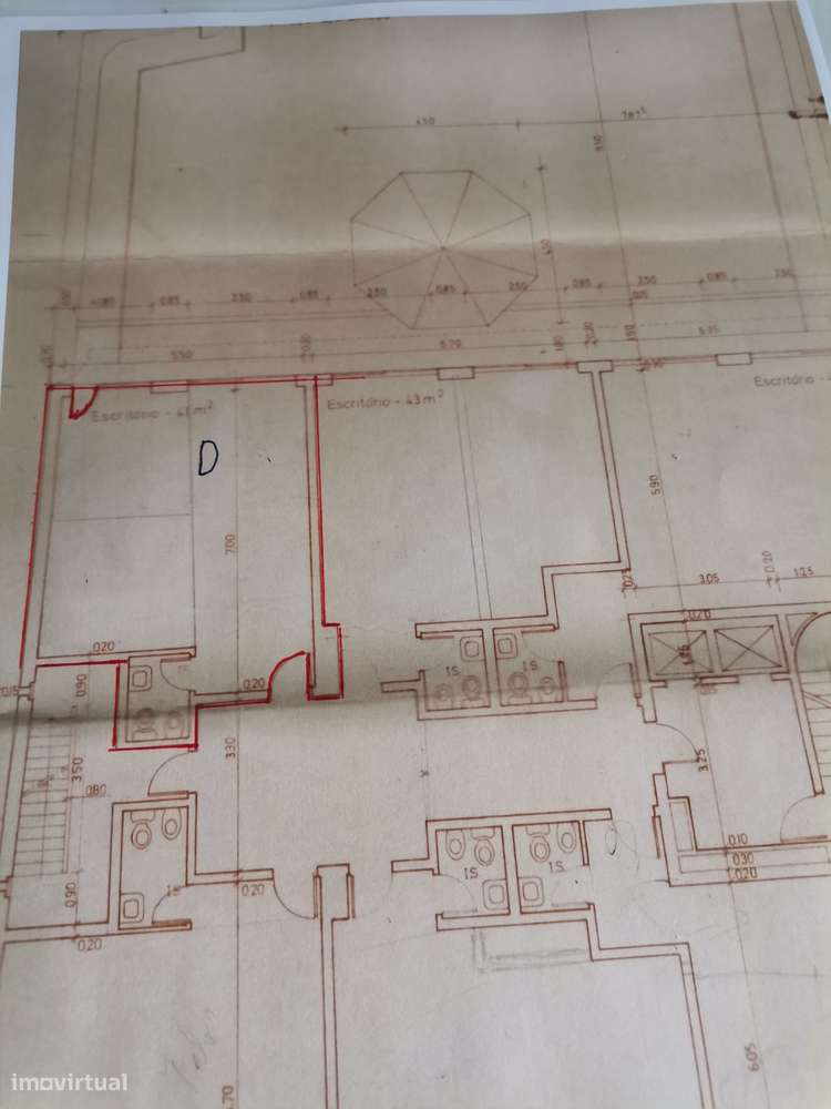 Escritório c/luz natural, próximo Av Liberdade, parqueamento, terraço-7