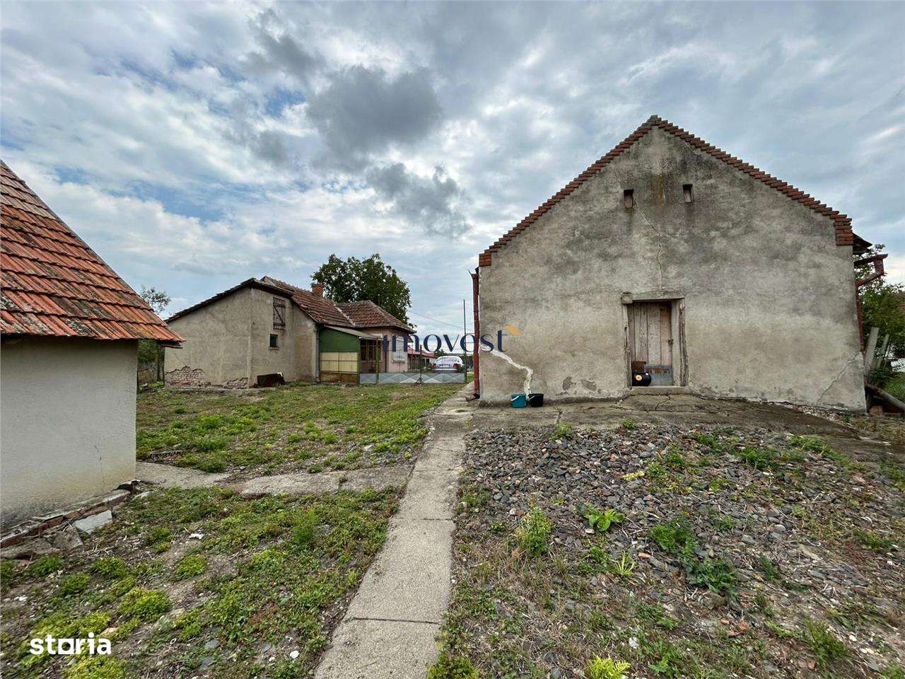 Casa de Vanzare in Ratesti - Imagine principală: 4/13