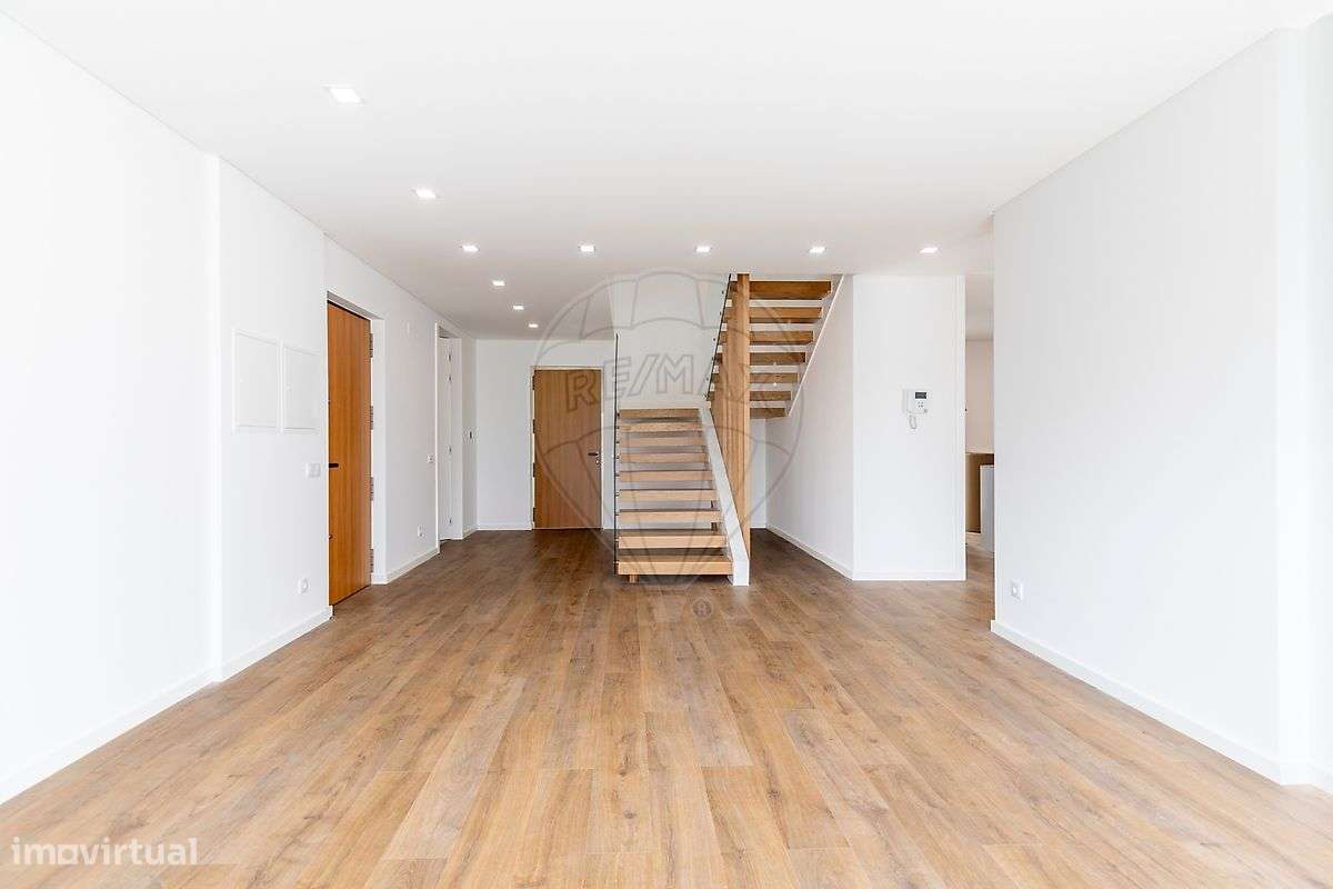 Moradia T3 para venda - Grande imagem: 2/35