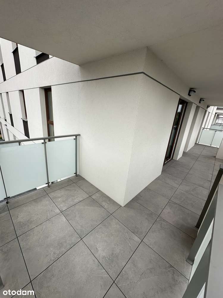 Apartament gotowy do zamieszkania na nowym Os. w samym centrum miasta-19