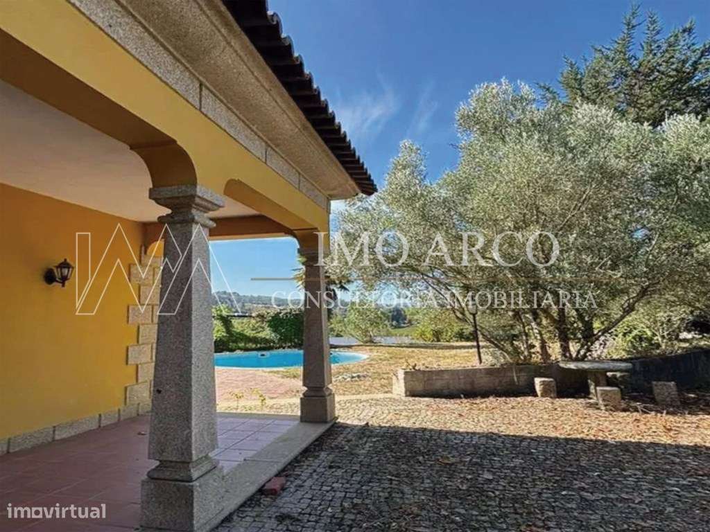 Quinta, com Moradia, Piscina e Adega-37