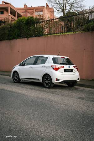 Toyota Yaris - 4