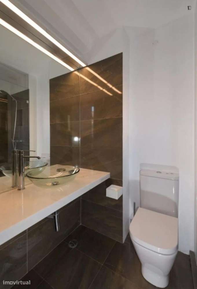 Quarto - localizado em Anjos Lisbon - Grande imagem: 5/10