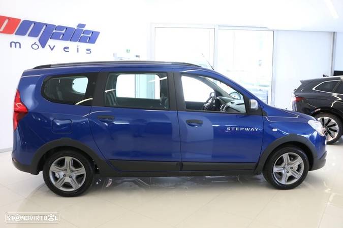 Dacia Lodgy 1.5 Blue dCi Stepway 7L - 10