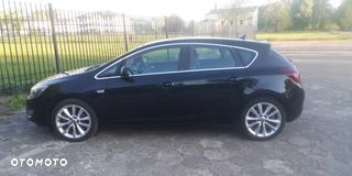 Opel Astra IV 1.6 T Cosmo