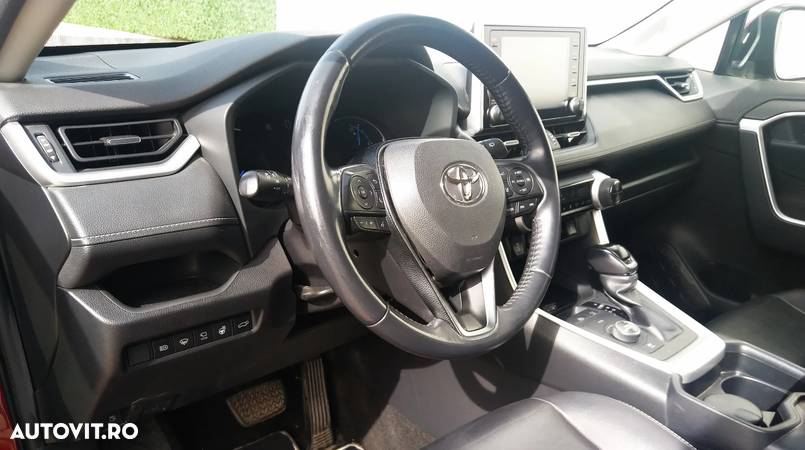 Toyota RAV4 2.5 Hybrid VVT-iE 4x4 Luxury - 4