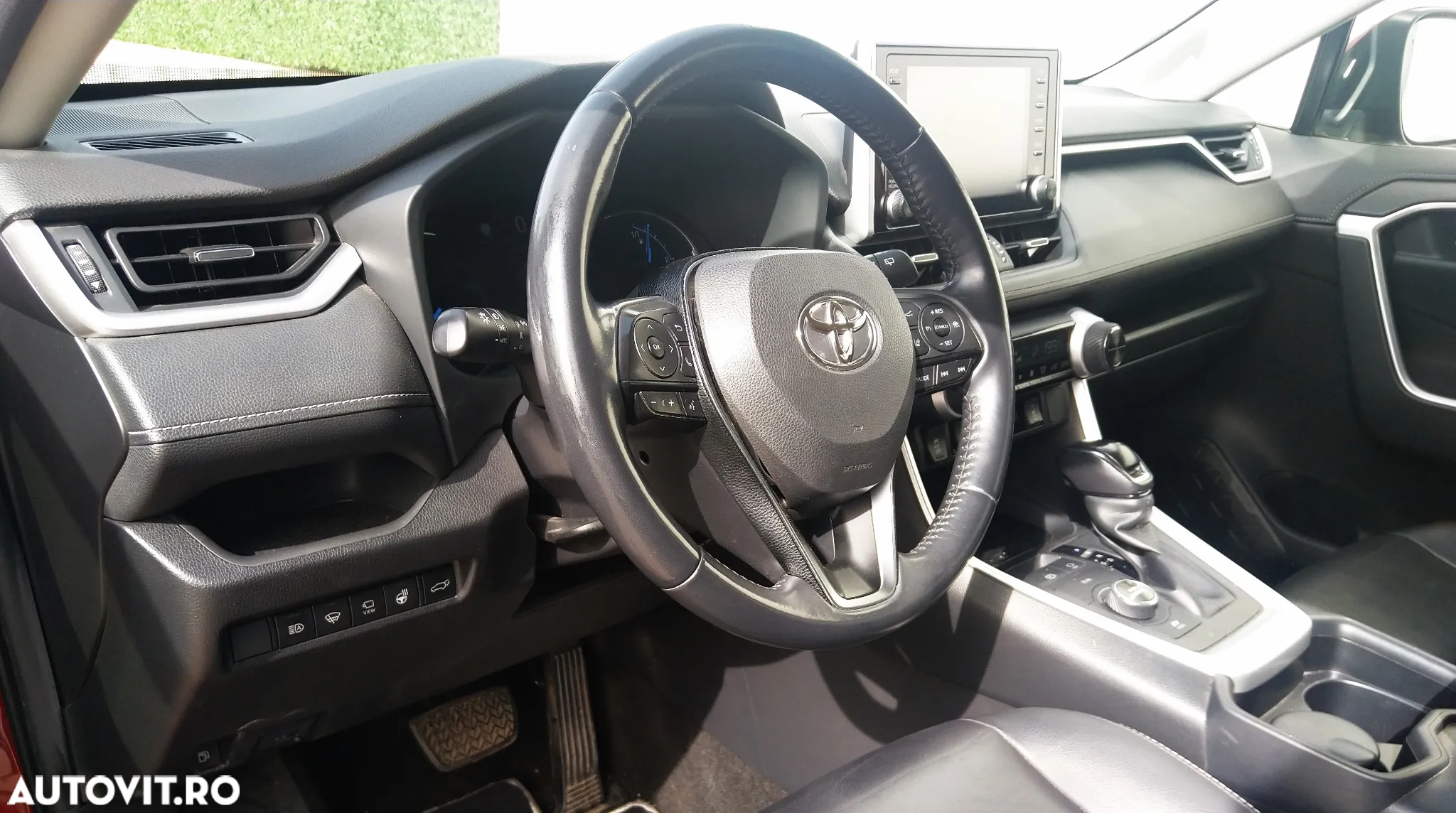 Toyota RAV4 2.5 Hybrid VVT-iE 4x4 Luxury - 4