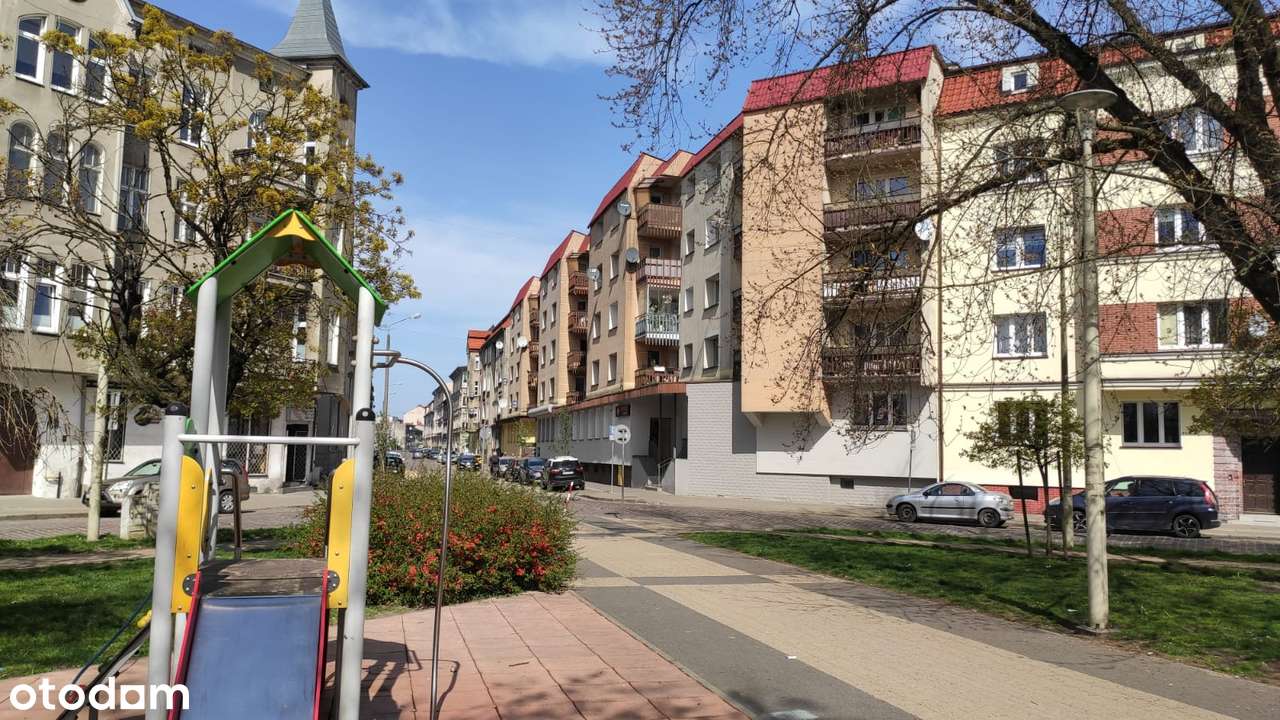 3-pokojowe mieszkanie w centrum Słupska, blok, 68 m2-0