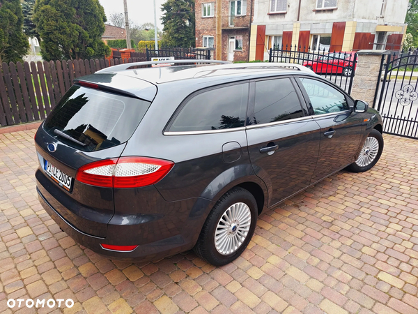 Ford Mondeo 1.6 Ambiente - 25