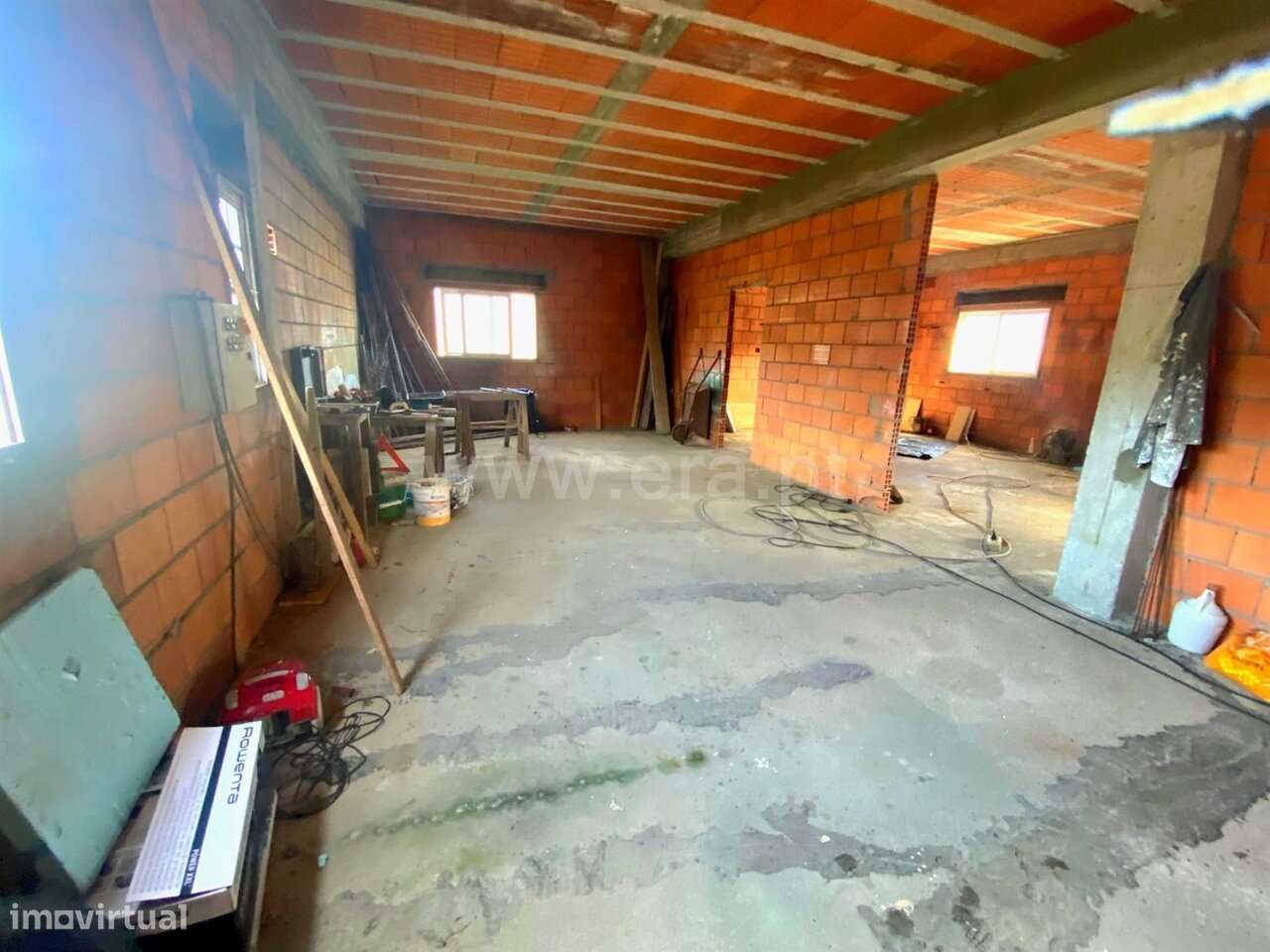 Armazém / Marco de Canaveses, Sande e São Lourenço - Grande imagem: 5/10