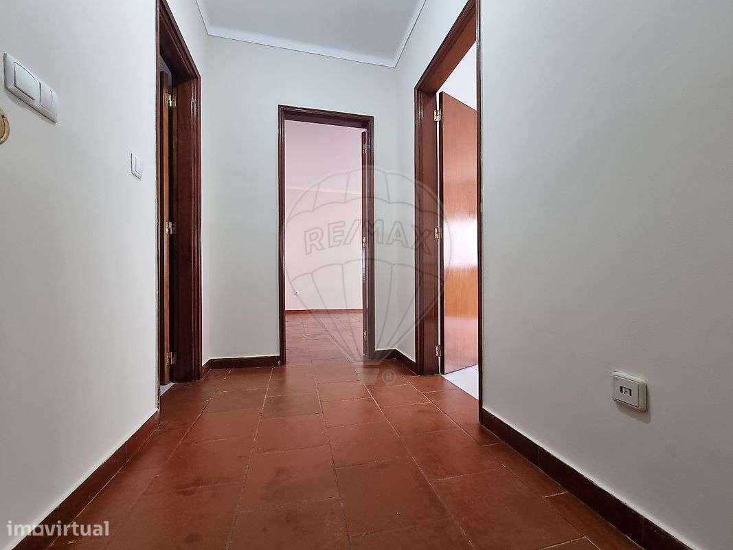 Apartamento T3 para arrendamento - Grande imagem: 2/11