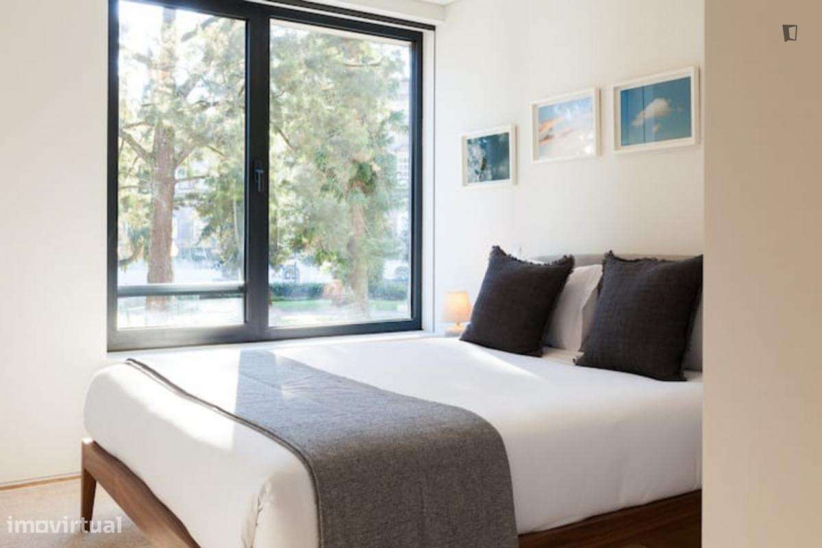 Apartamento com 2 quartos - localizado em Miragaia Porto - Grande imagem: 5/10