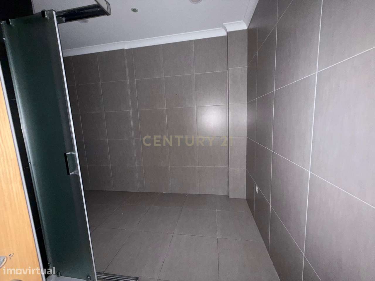 Loja no CENTRO de Bragança - 85.000€ - Grande imagem: 3/12