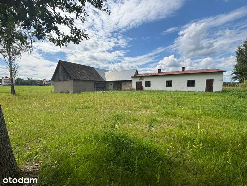 Duża zabudowana działka w mieście Brok-2