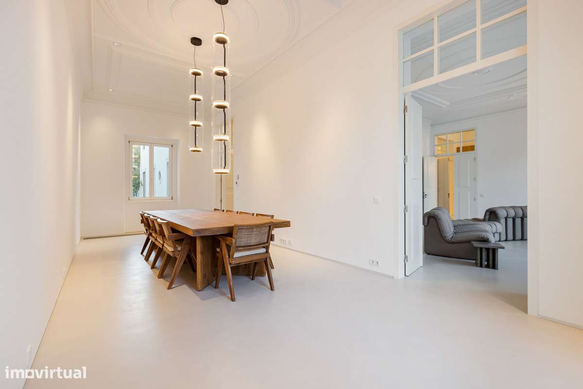 Moradia geminada à venda no Largo do Contador Mor, 4 - Grande imagem: 4/35