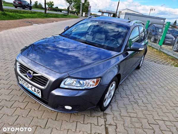 Volvo V50 DPF DRIVe Momentum - 18