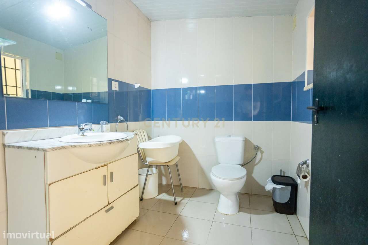 Moradia T3 Independente em Lote de 385 m² – Quinta do Conde, Sesimbra-24