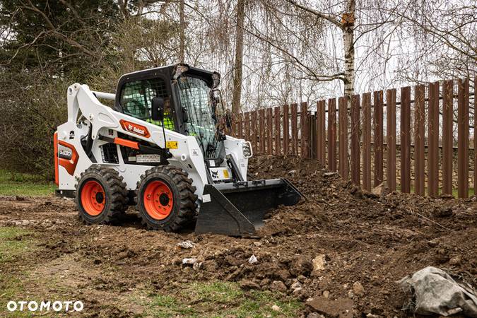 Bobcat S590 - 1