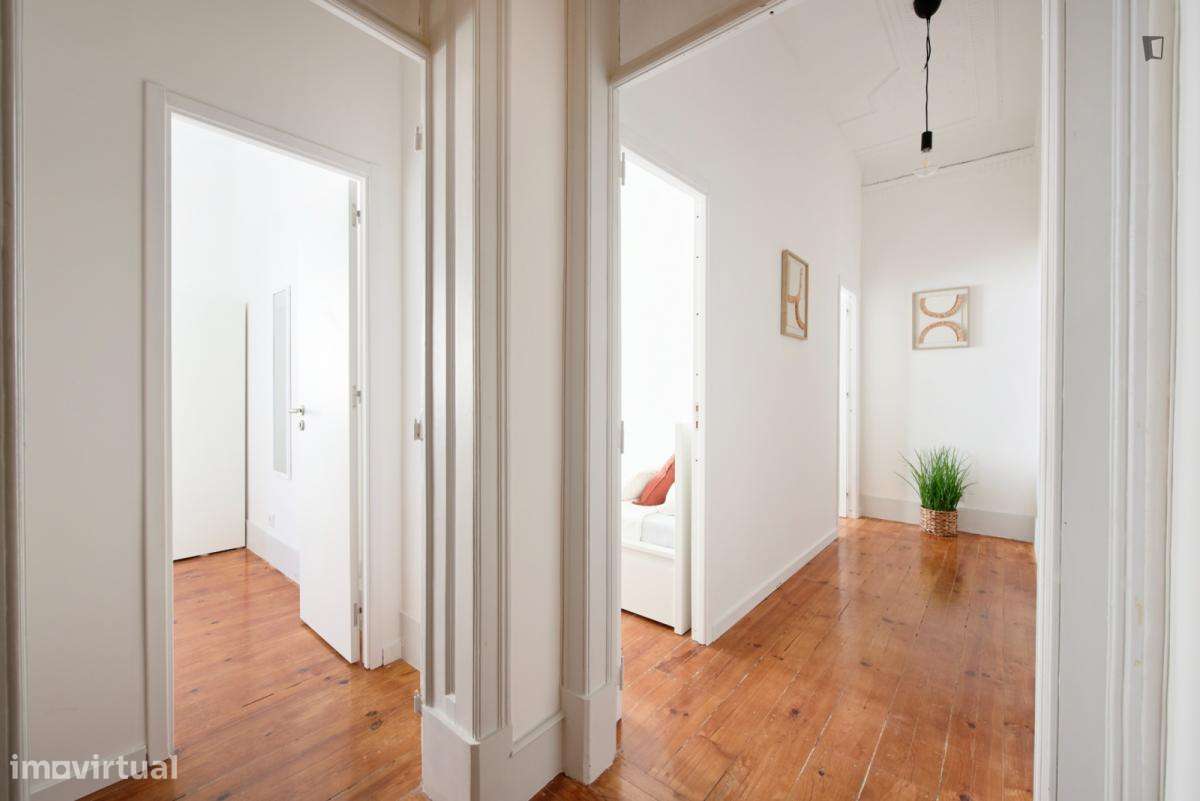 Quarto - localizado em Entrecampos Lisbon - Grande imagem: 2/9