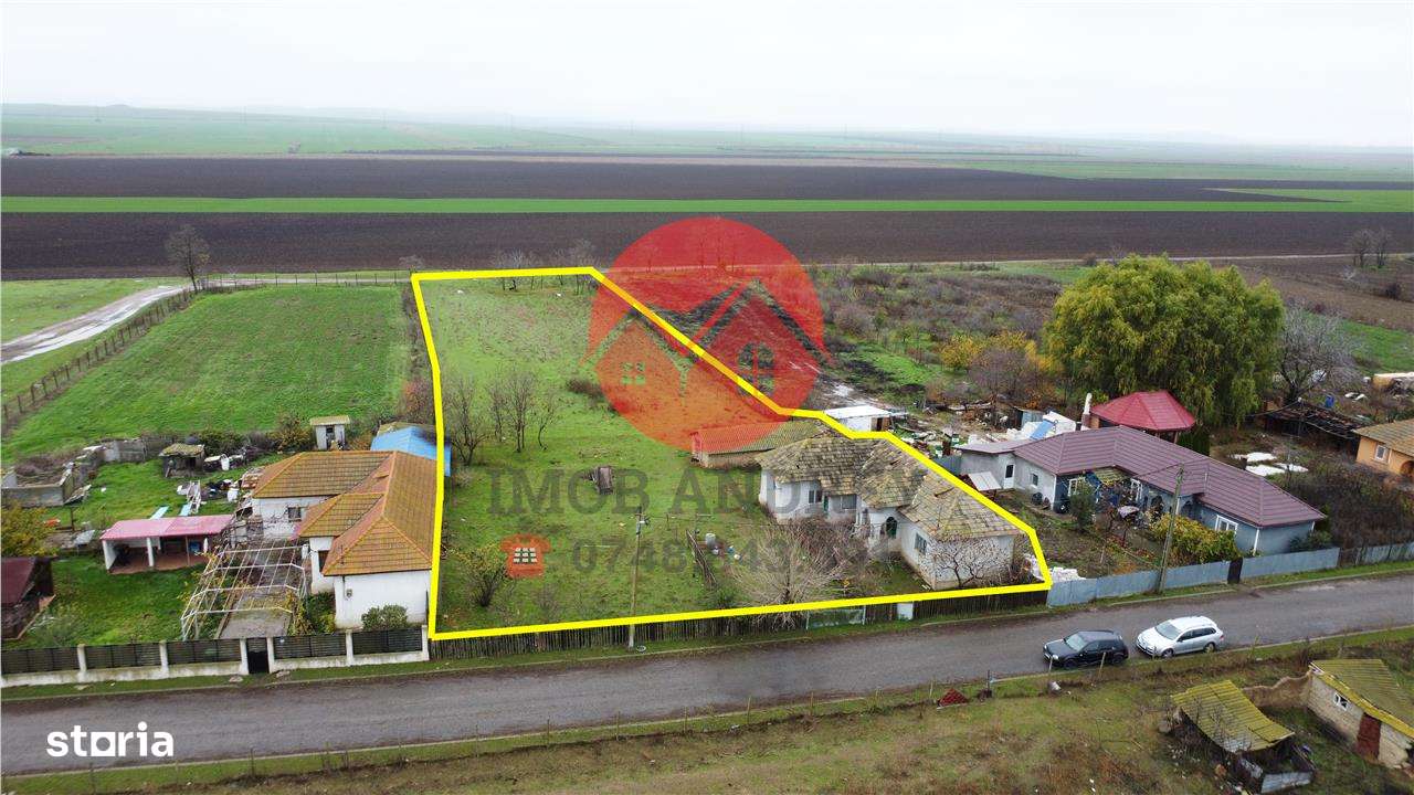 Casa cu teren generos in satul Lastuni, aproape de Tulcea-0