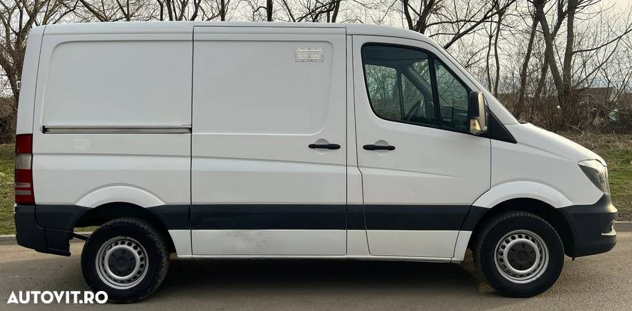 Mercedes-Benz Sprinter - 3