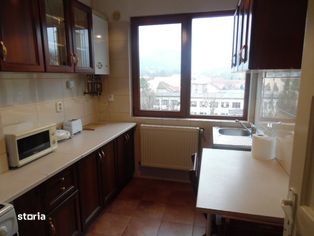 Inchiriez apartament 2 camere in Deva, zona ultracentrala, mobilat