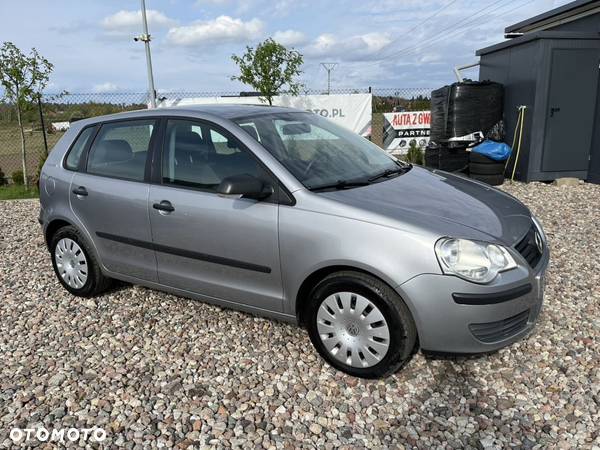 Volkswagen Polo 1.4 16V Trendline - 11