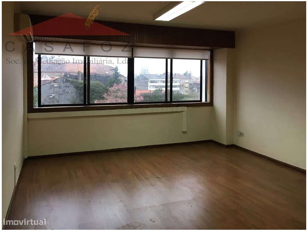 Baixa - Arrendamento Escritório - Grande imagem: 4/4