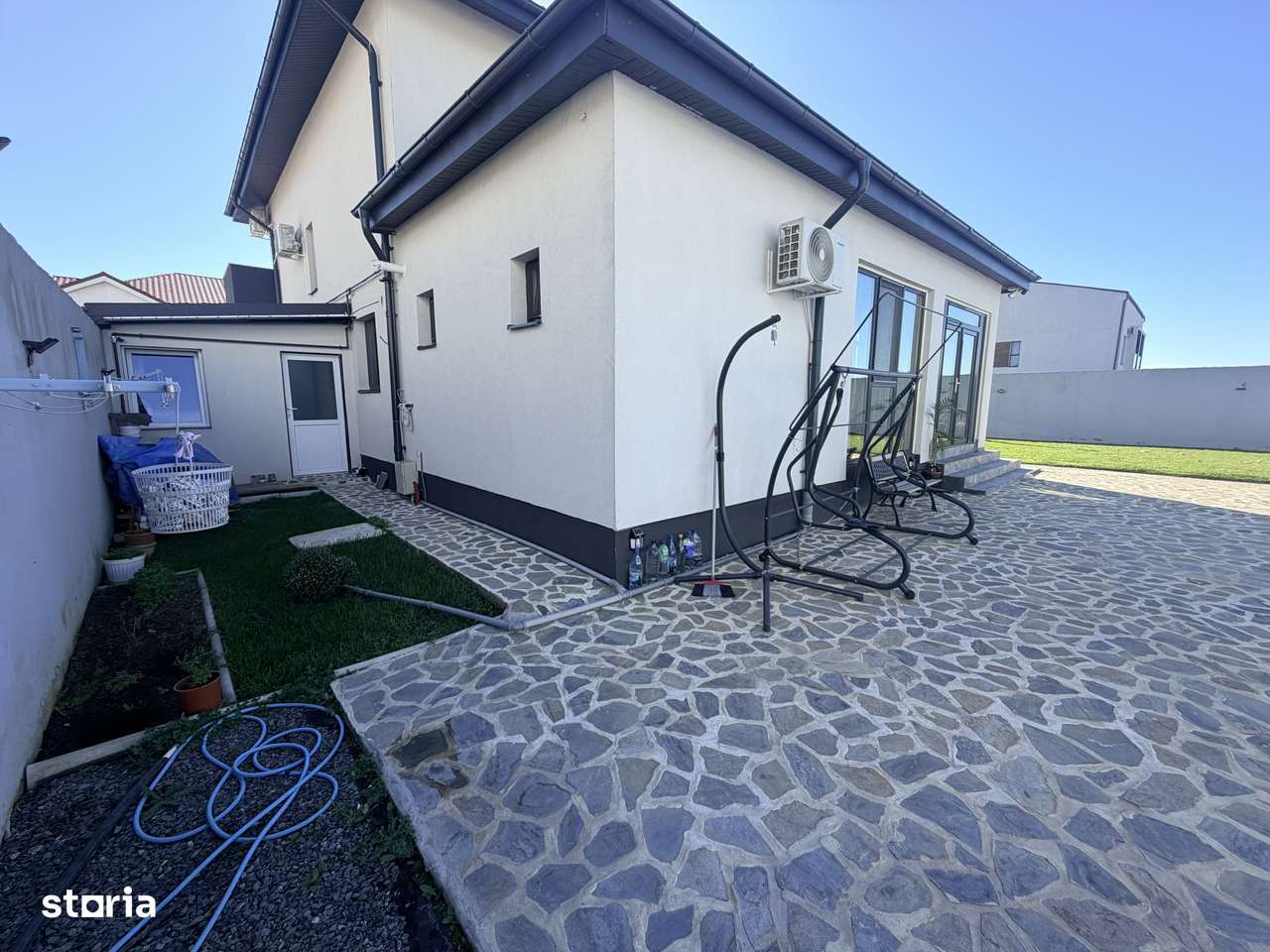 Casa moderna cu piscina P+1. 5 cam. Teren 603 mp - Imagine principală: 5/20