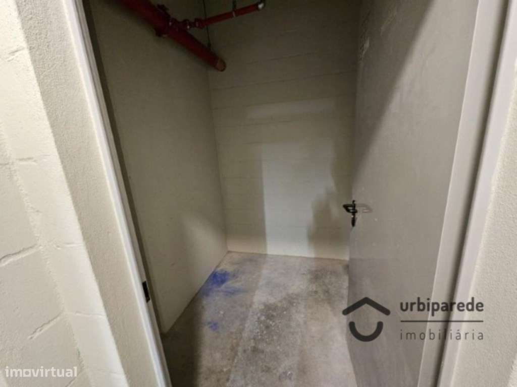 Apartamento T3 no condomínio Monview Miraflores-17