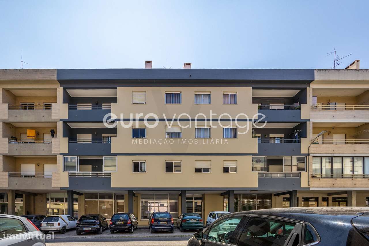 Apartamento T3 no Centro de Leiria –  Localização Privilegiada - Grande imagem: 3/37