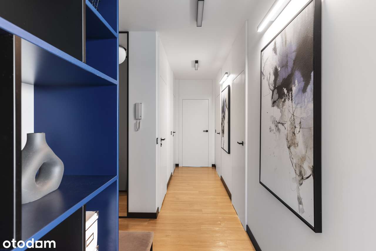 Elegancja w odcieniach granatu | 80 m² | 4 pokoje z widokiem na niebo-10