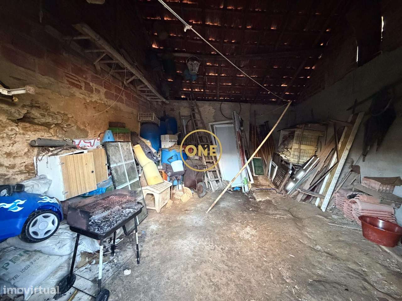 Conjunto de 3 Artigos em Val de Vez – Potencial Único a 5 min da A8-11