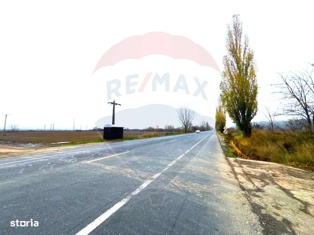 Apartament cu 3 camere de vânzare în comuna Răcăciuni-11