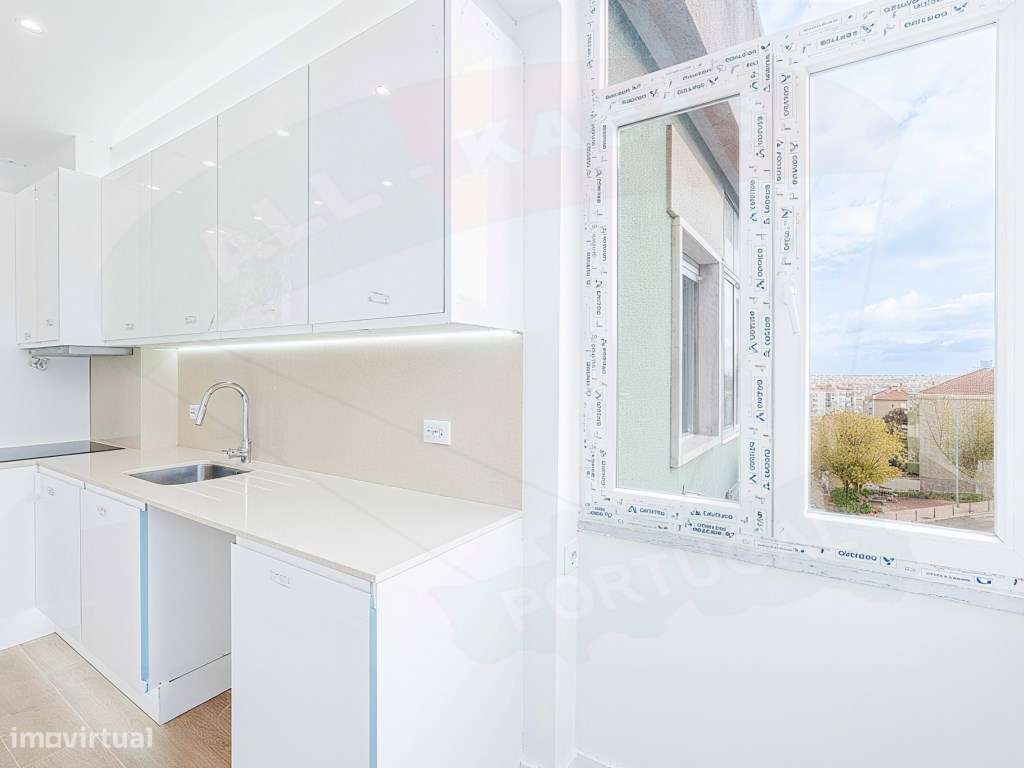 T3 Totalmente Remodelado com Terraço e Varandas - Rua D. José I, Re... - Grande imagem: 5/37