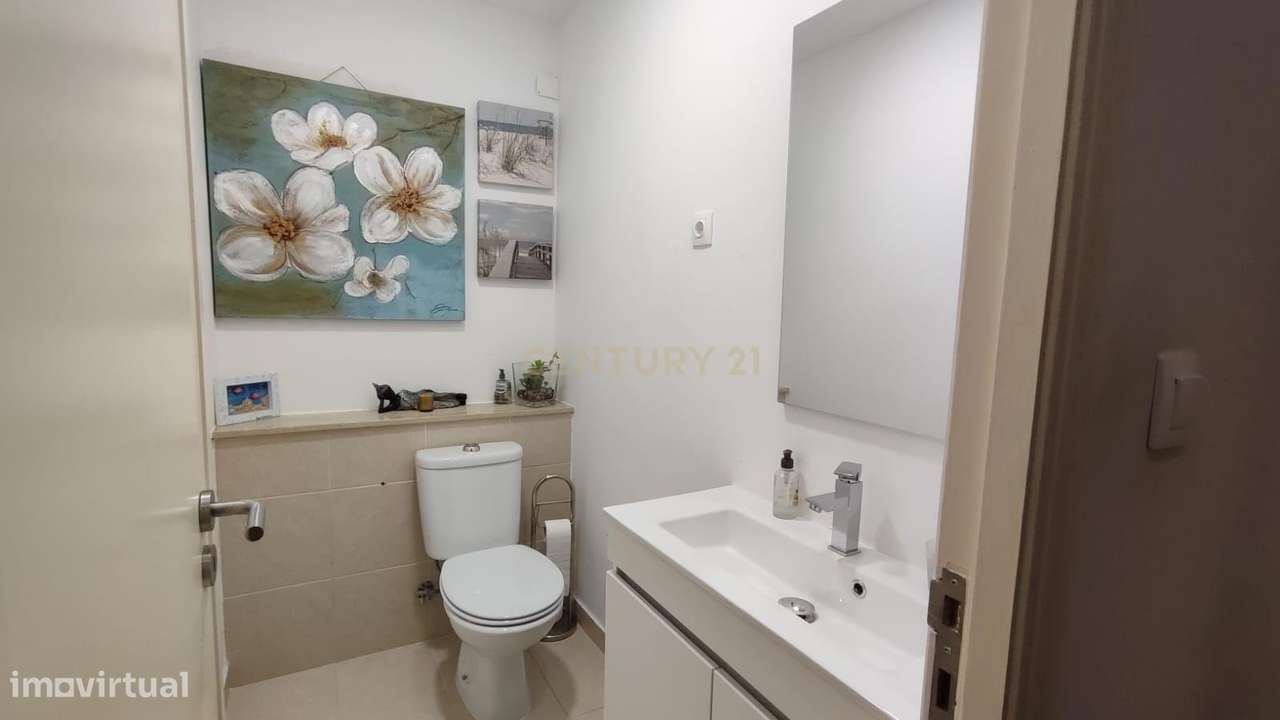Magnífica propriedade T2 em Linda-A-Velha, Lisboa-21