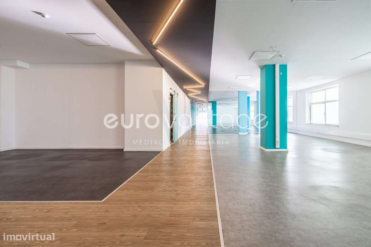 Espaço Comercial / Armazém com 700 m² a 5 minutos de Leiria-10