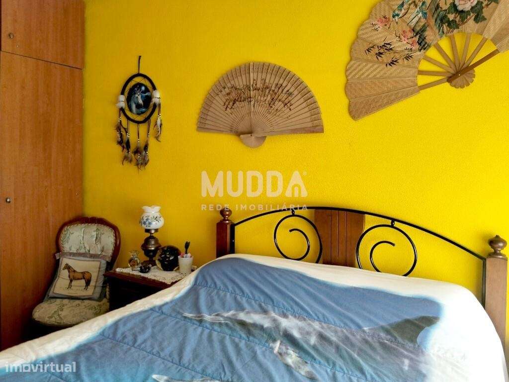 T2 Duplex no coração de Caldas da Rainha  Luz, espaço e autenticidade-11