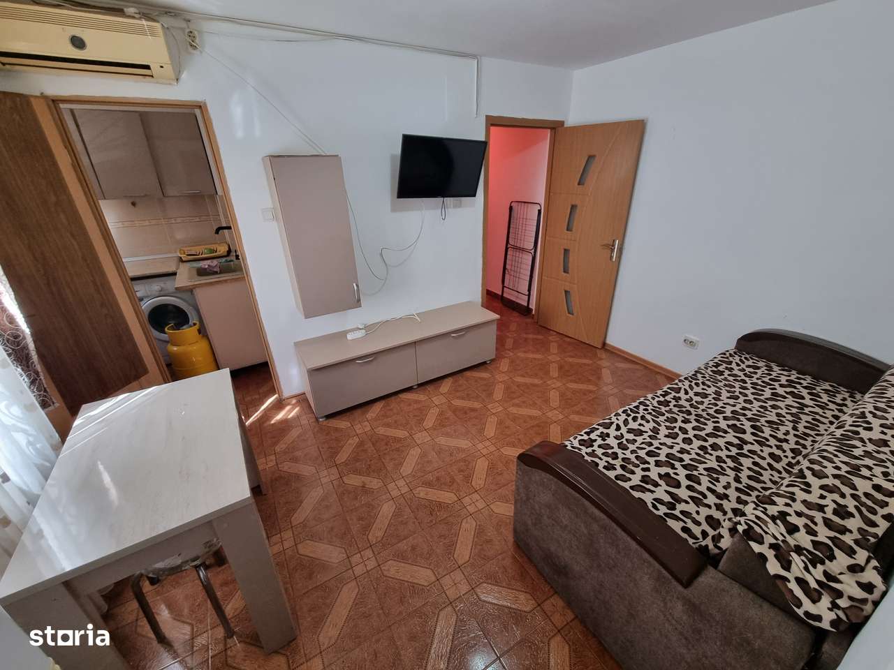 Apartament 2 camere zona Tomis Nord-0