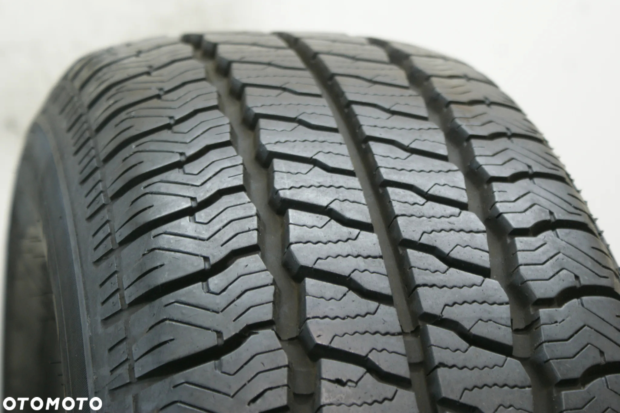 235/65R16C MAXXIS VANSMART AS AL2 , 9,3mm 2022r - 2