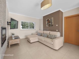 Carvoeiro – Moradia com 4 quartos, piscina aquecida, garagem ampla e v - Grande imagem: 4/56